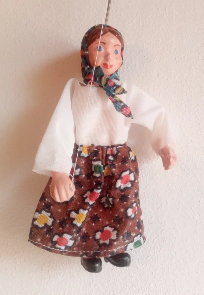 Maminka - Selka TVAR Lipová - ČESKÁ LOUTKA